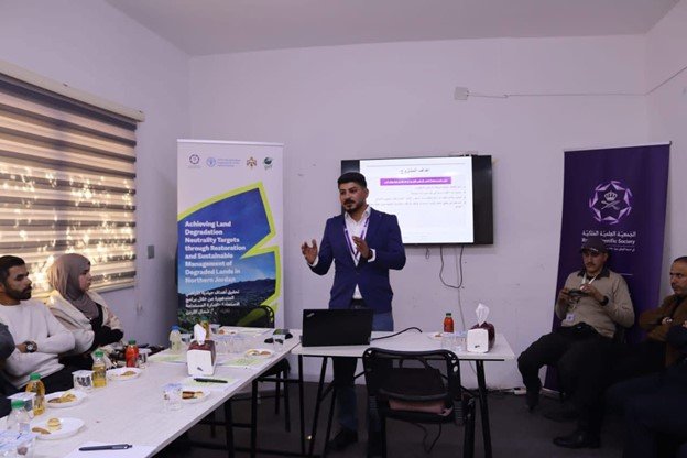 ورشة عمل بعنوان "عرض نتائج تحليل سلاسل القيمة للنحل والخضار والزيتون " في محافظة إربد  